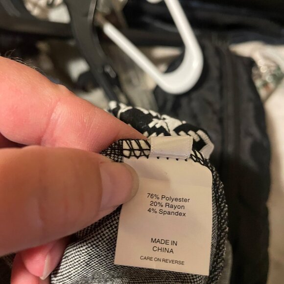 3/$10   New York & Co. Pleated Neck A-Line Dress - Picture 6 of 6